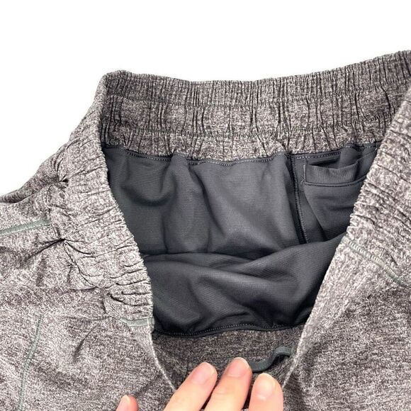 Lululemon Hotty‎ Hot Short II *Long 4" Size 6 - Picture 2 of 8